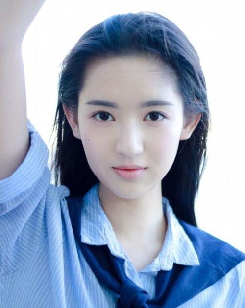 明星头像王玉雯,星光熠熠，魅力四射的影视新星