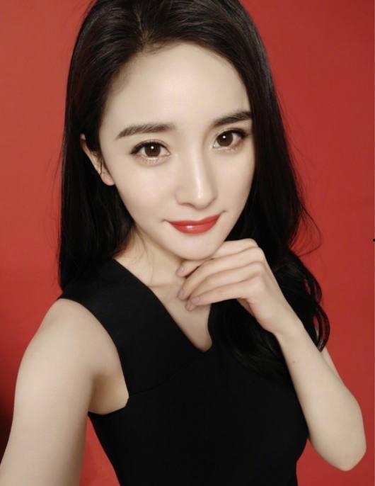 以杨幂女明星身高,娱乐圈“小个子”女神的身高秘密