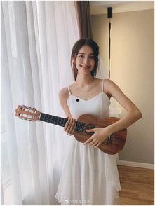 今日头条女主播长相特点,惊艳亮相，独特长相引人瞩目