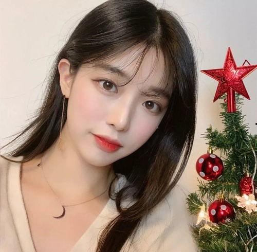 抖音网红沈方图片,揭秘网红背后的生活点滴